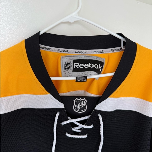 Bruins Hockey Jersey - Picture 4 of 4